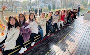 学校工会组织系列庆“三八节”活动