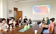 我校组织退休教职工返校欢度重阳节